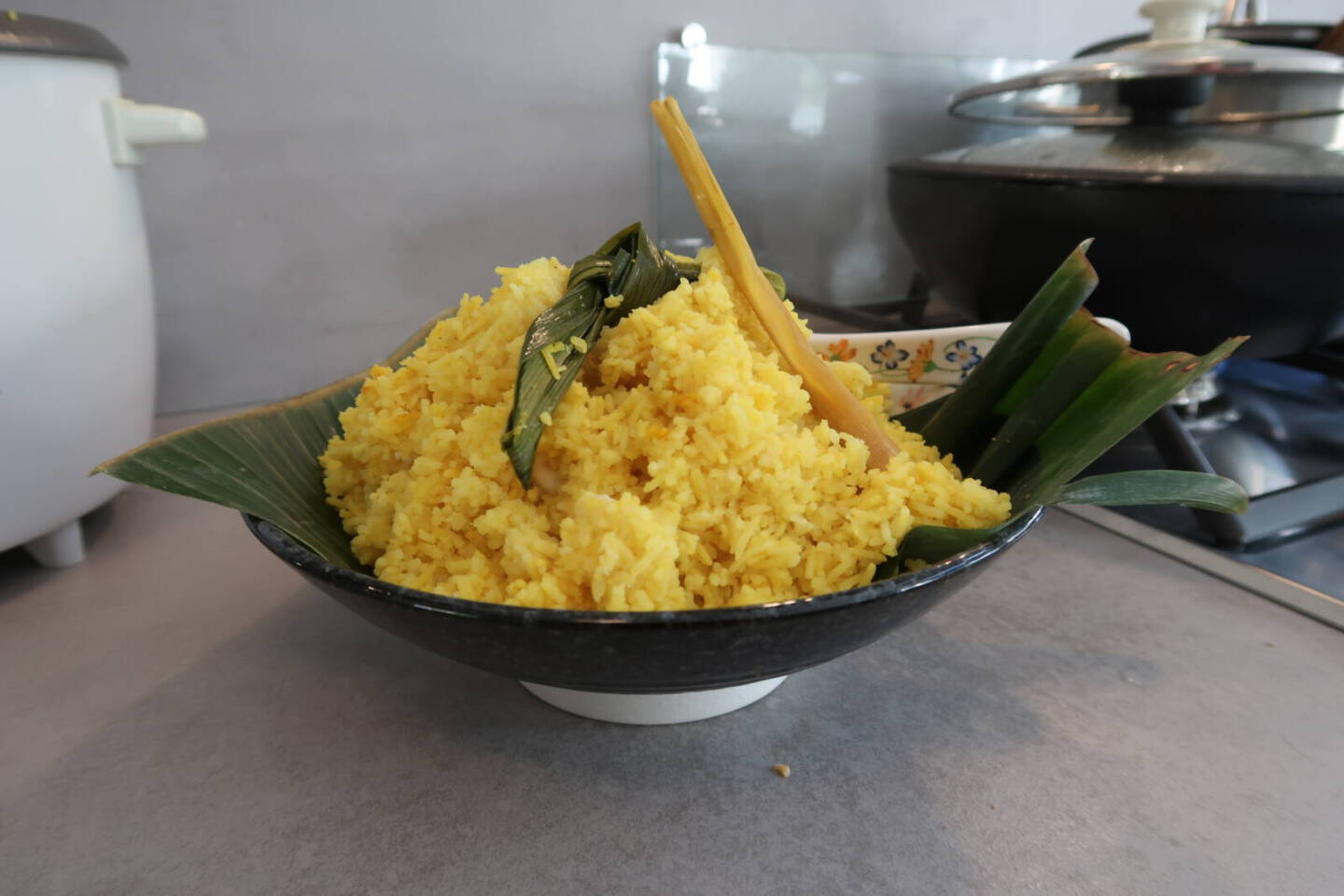 Nasi koening Indonesische feest rijst van mams