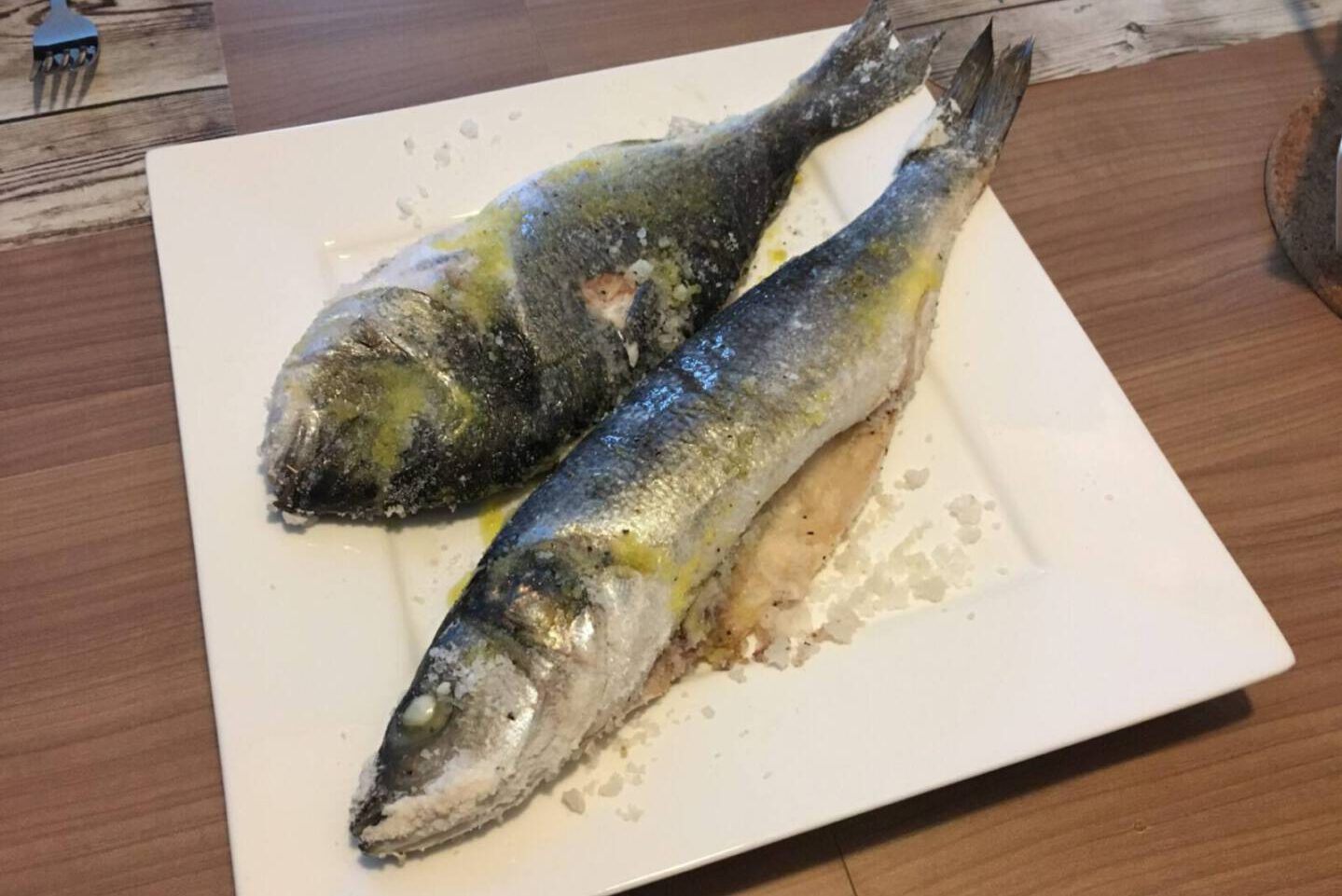 Zeebaars en Dorade in zoutkorst - Kookjijook.nl